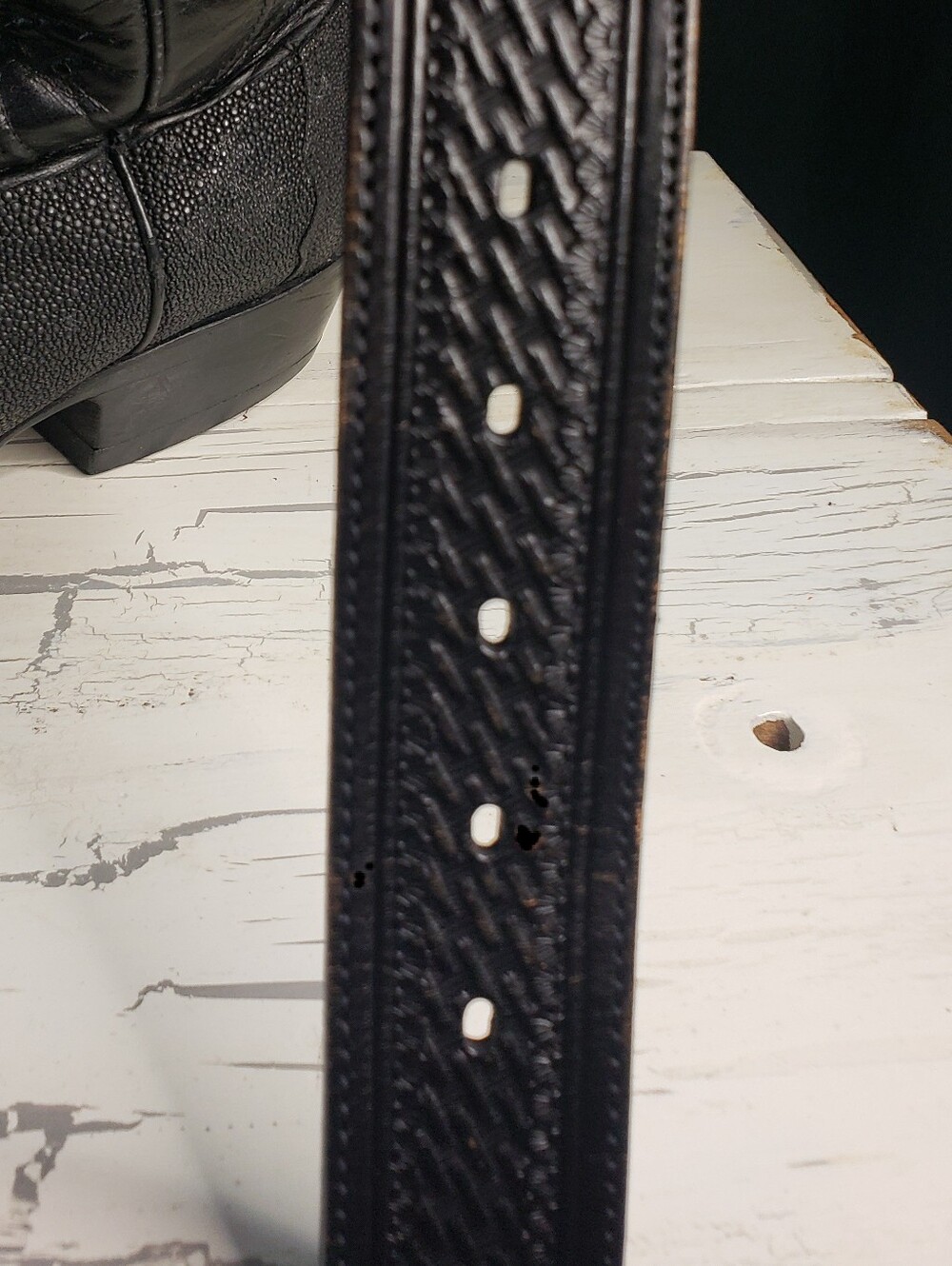 Tony Lama Cowboy Style Leather Belt style 77303 in Black - size 40 - Picture 10 of 16